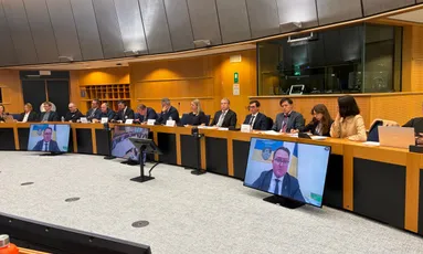 У Європарламенті закликали визнати руйнування Маріуполя свідомим злочином проти людяності та презентували проєкт відновлення справедливості